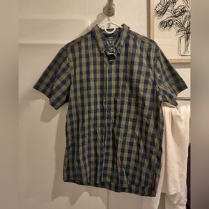 Men's Large green and blue plaid button down